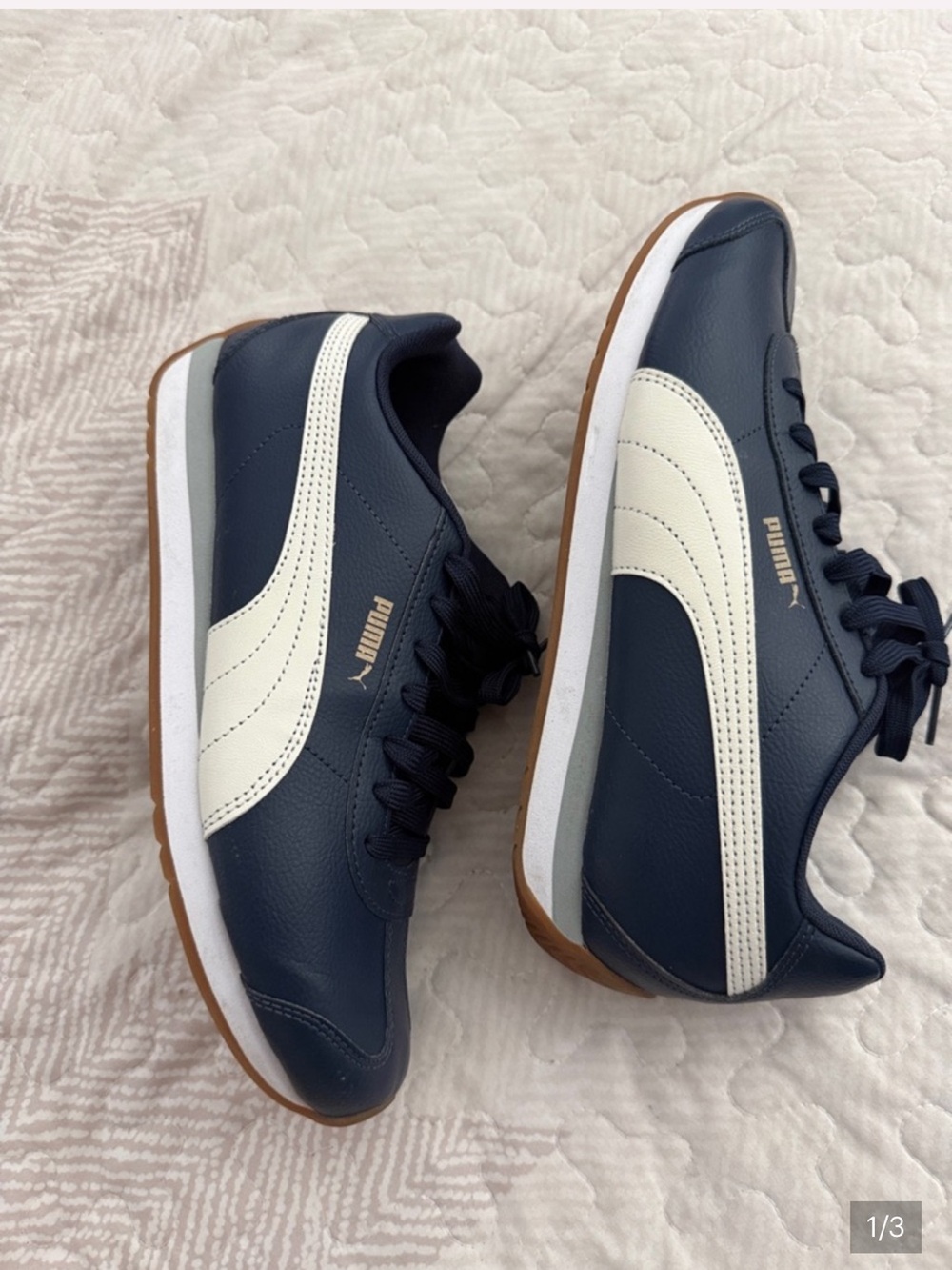 Puma Men’s Navy and White
Retro Runner Sneakers Athletic